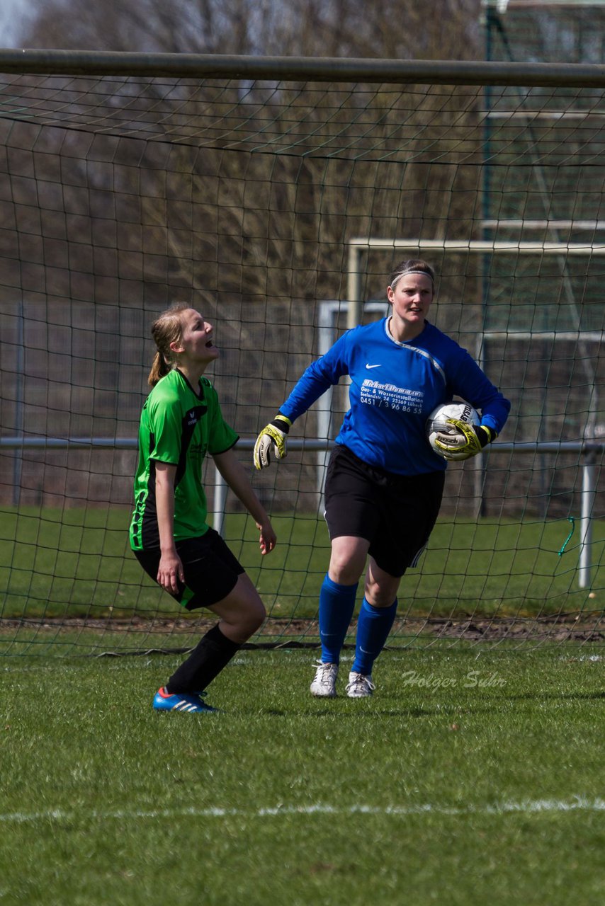 Bild 114 - Frauen Schmalfelder SV - TSV Siems : Ergebnis: 1:0